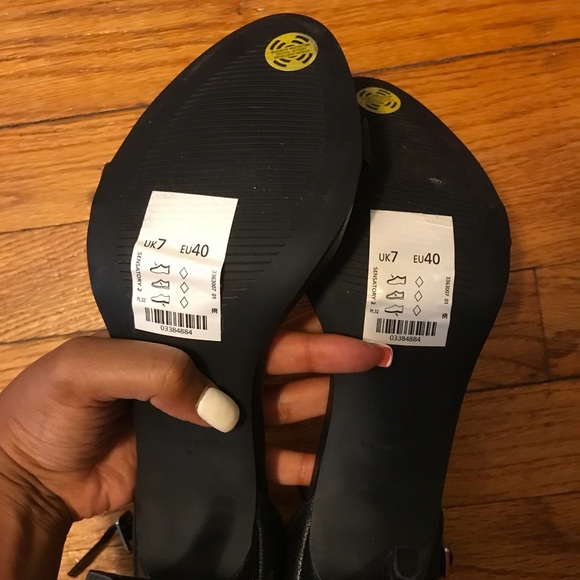 New Look Minimalist Heels - Picture 4 of 4